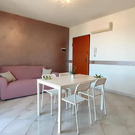 Casa Delle Camelie アパート