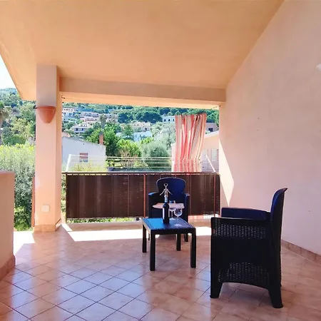 Casa Delle Camelie *