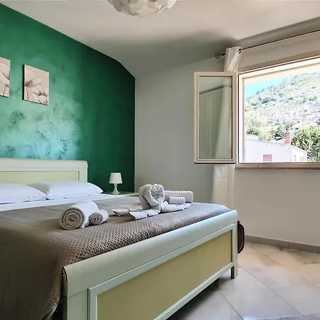 Casa Delle Camelie * 切法卢