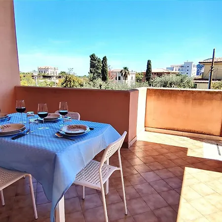 Casa Delle Camelie * 切法卢