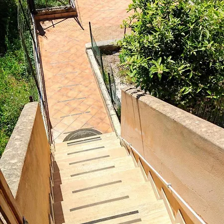 Casa Delle Camelie 아파트